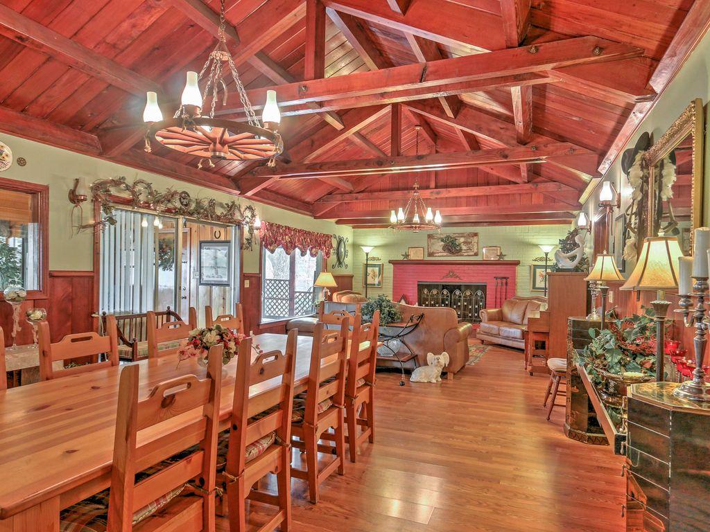 VRBO Clifton Pet Policy