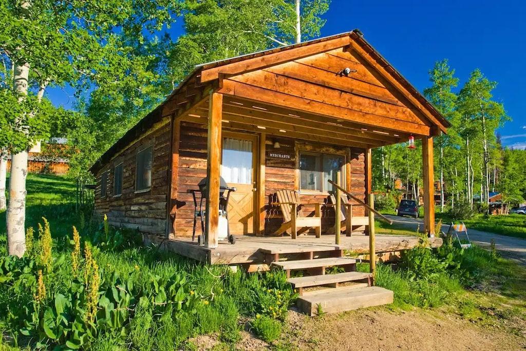Merchant Cabin Near Steamboat Lake Pet Policy