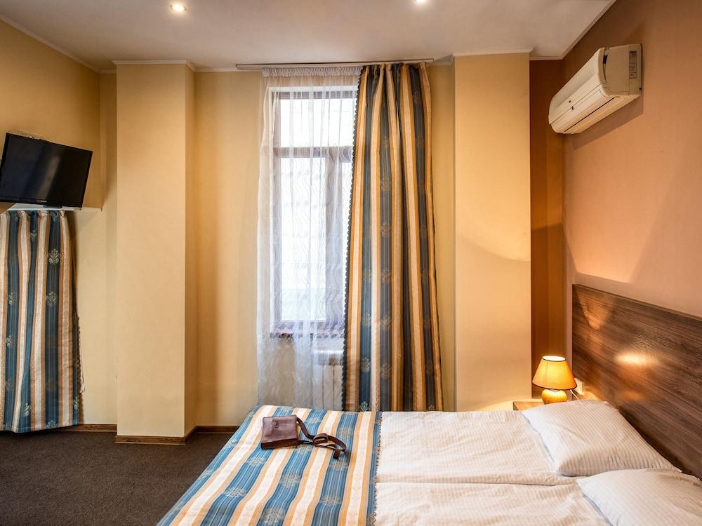 Pet Friendly Jam Hotel Lviv