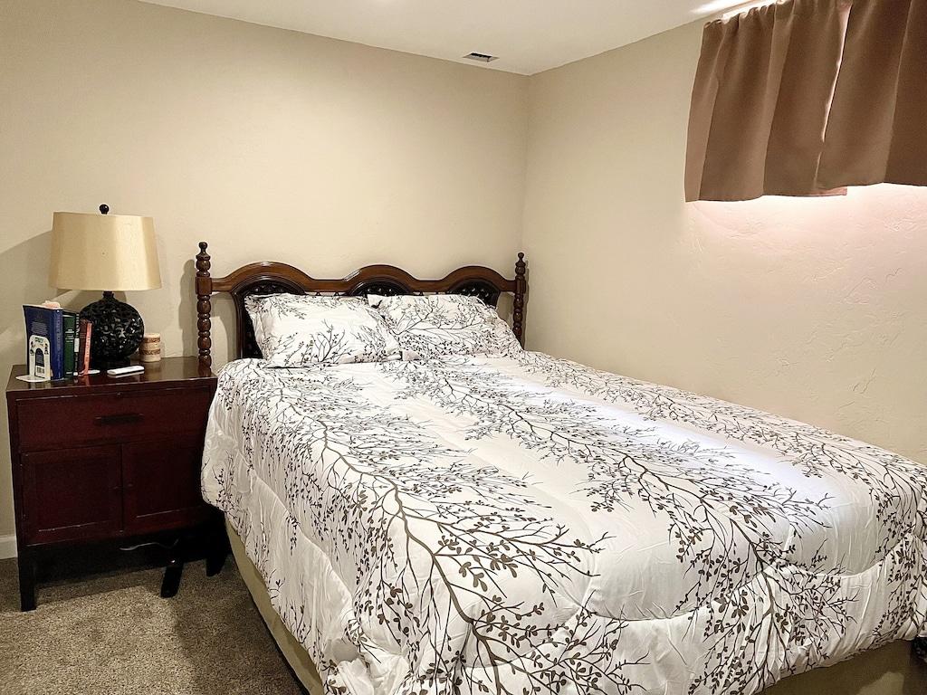 1BR Aurora House With Coolest Basement Ever Pet Policy