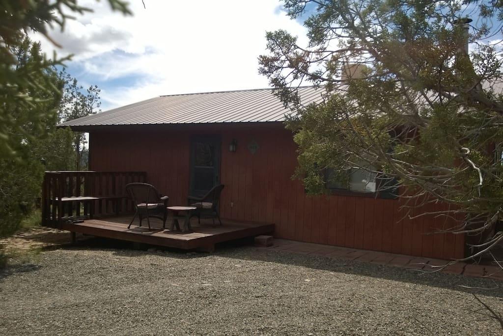 Arboles Airbnb Rentals Pet Policy