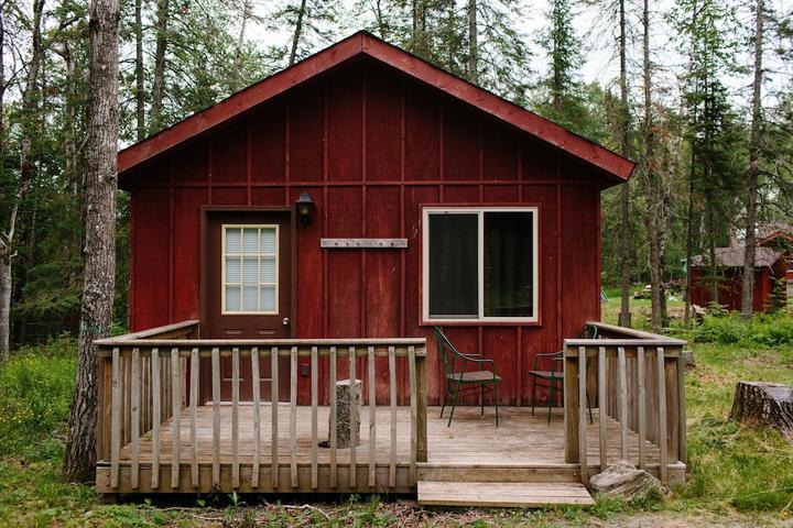 Pet Friendly Rustic Retreat Cabin
