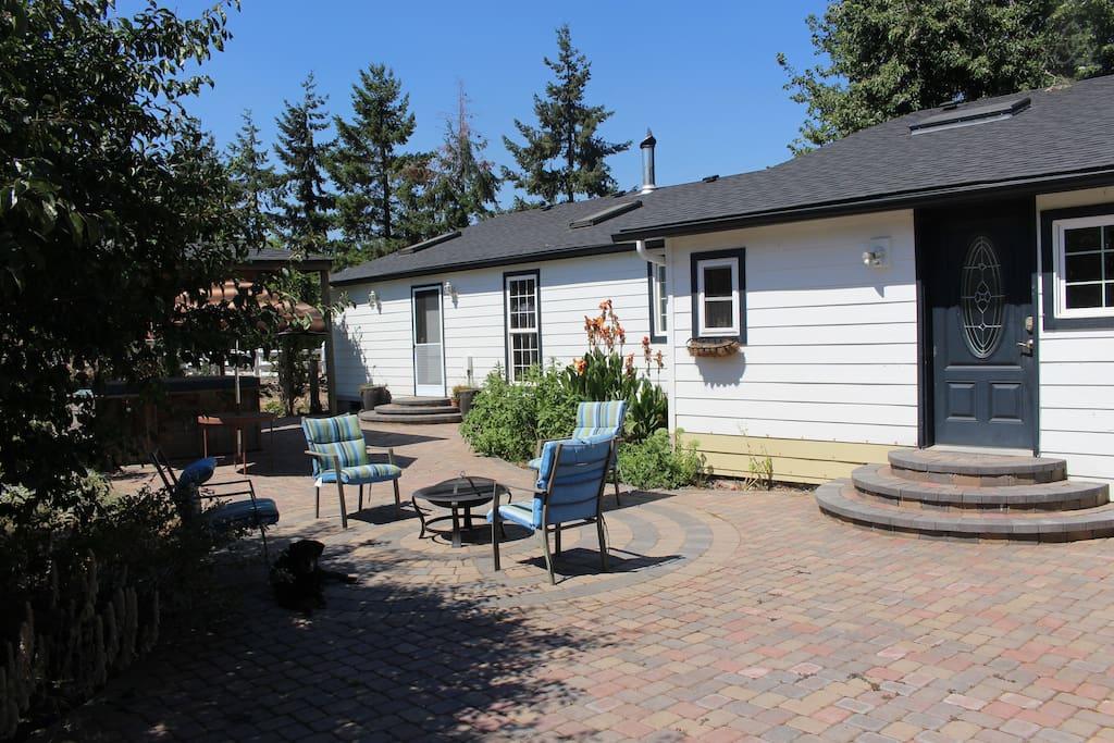 Corvallis Airbnb Rentals Pet Policy