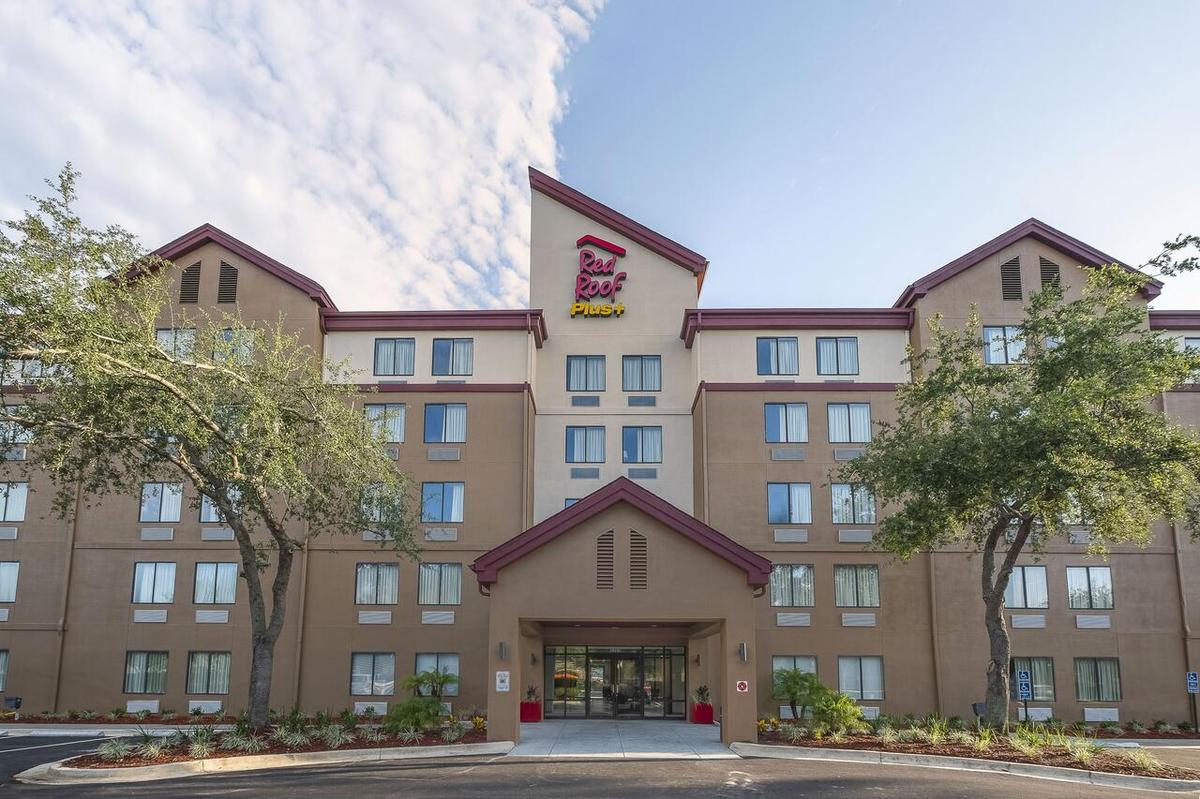 Red Roof Inn PLUS Jacksonville Southpoint Pet Policy