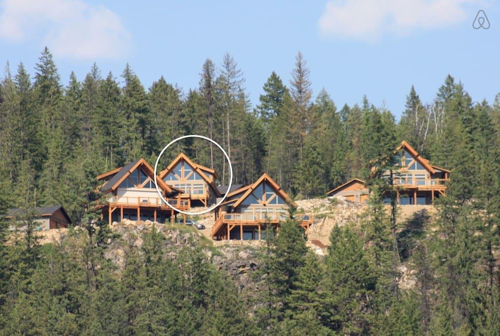 Nakusp Accommodations Cabins - cabin