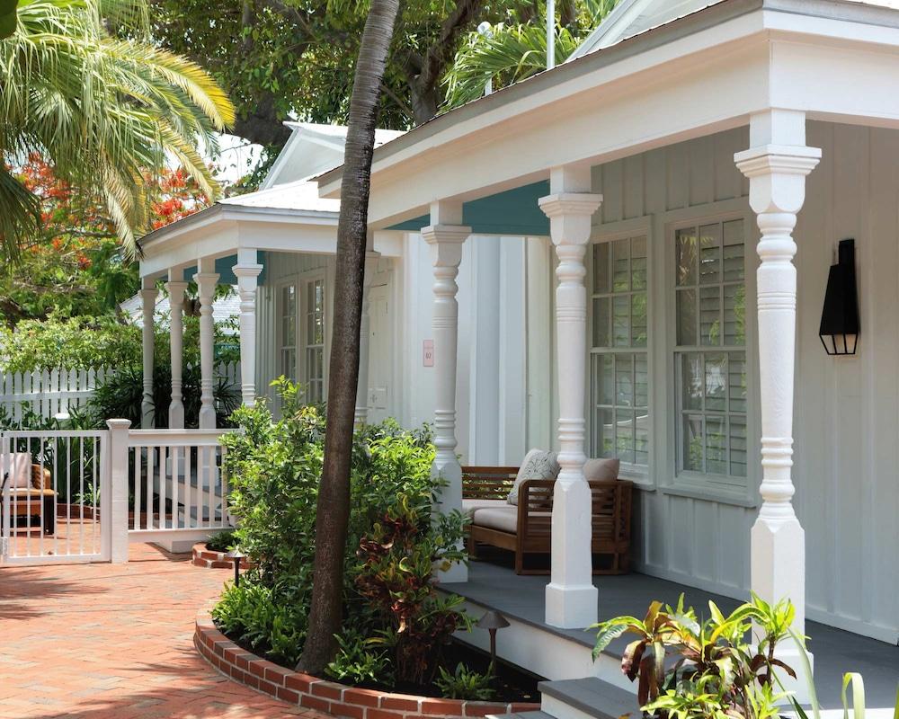 Pet Friendly Lighthouse Hotel - Key West Historic Inns
