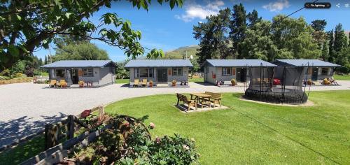 Pet Friendly Roxburgh Clutha Gold TOP 10 Holiday Park