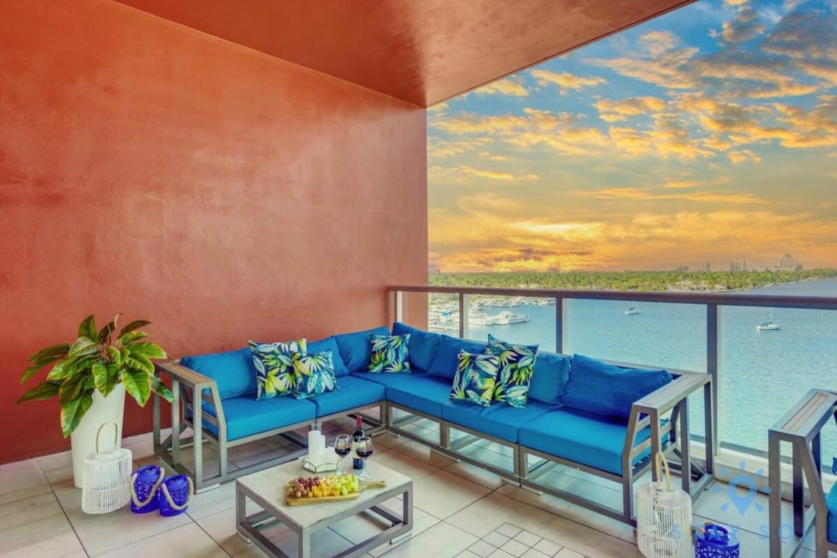 Pet Friendly Hot Tub & Unique Rooftop-Hollywood Broad-Walk