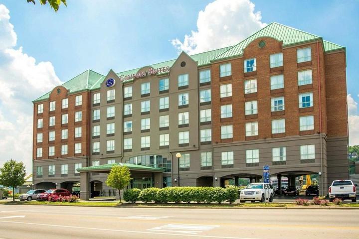 Pet Friendly Hotels In Newport Ky Bringfido