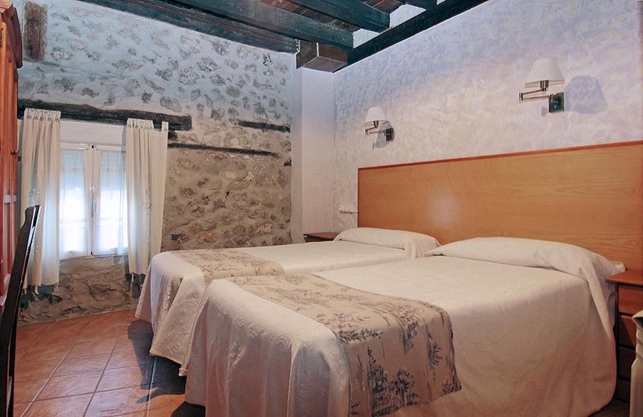 Pet Friendly Hotel Rural Los Abuelos