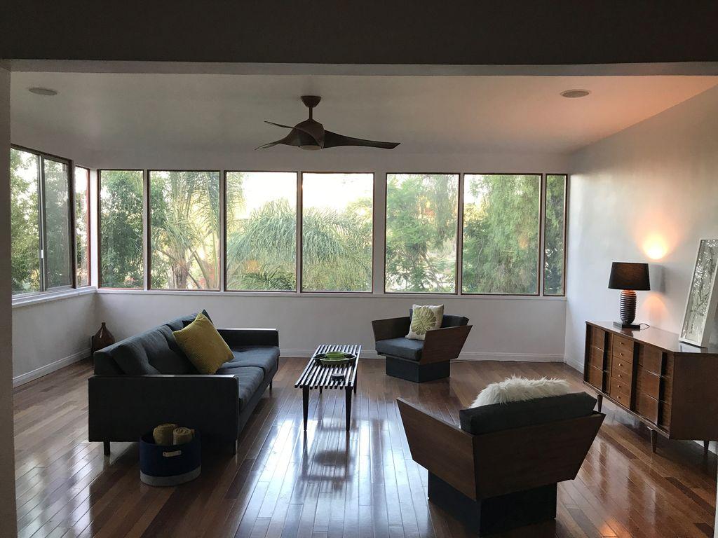 Pet Friendly Vacation Rentals In Silver Lake Ca Bringfido