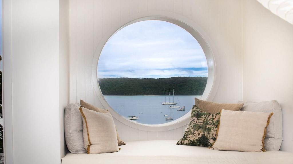 Pet Friendly The Pittwater Shack with Views