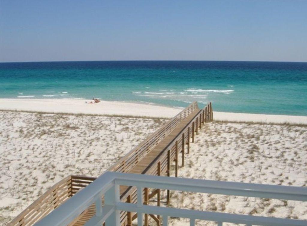 Pet Friendly Vacation Rentals In Navarre Beach Fl Bring Fido