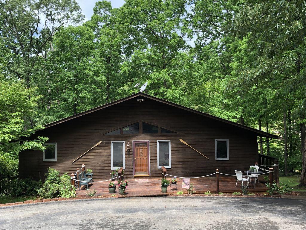 Salem HomeAway Rentals Pet Policy