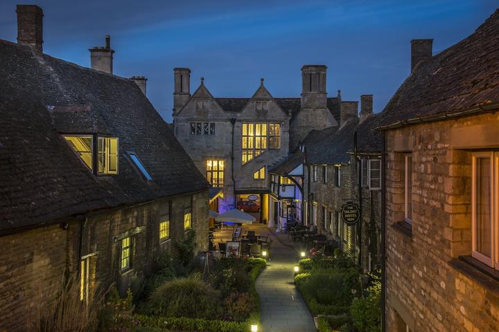 Pet Friendly The Talbot Hotel Oundle Northamptonshire
