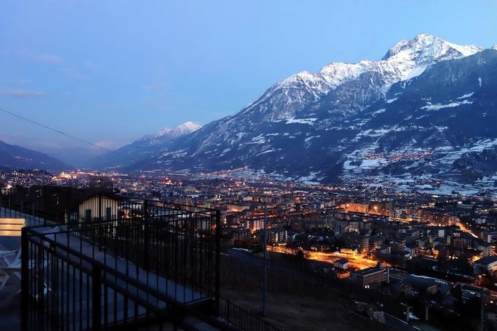 Pet Friendly 2BR Apartment with Breathtaking Views of Aosta