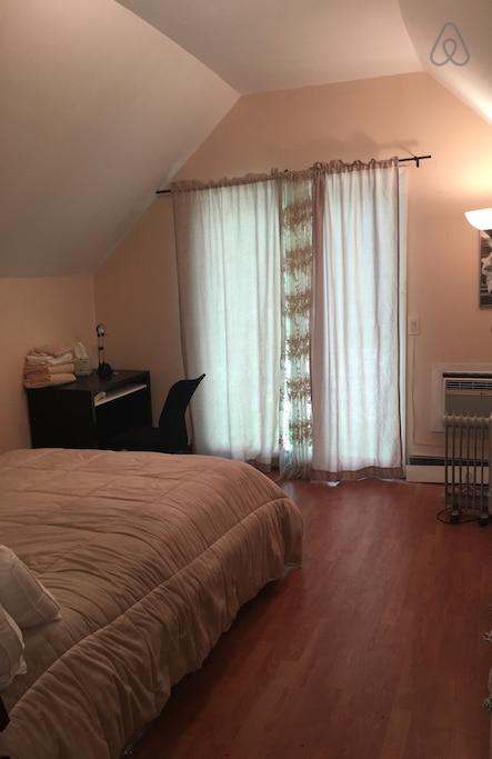 Pet Friendly Oyster Bay Airbnb Rentals