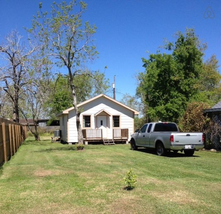 Port Lavaca Airbnb Rentals Pet Policy