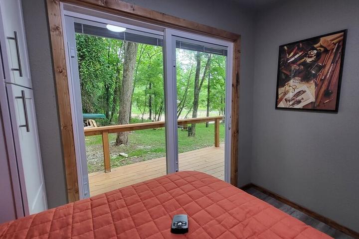 Pet Friendly Tiny House on Beavers Branch with Creek Access