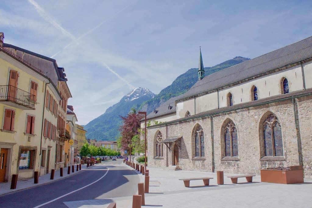 Pet Friendly Saint Maurice Airbnb Rentals