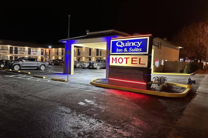 Pet Friendly Quincy INN and Suites