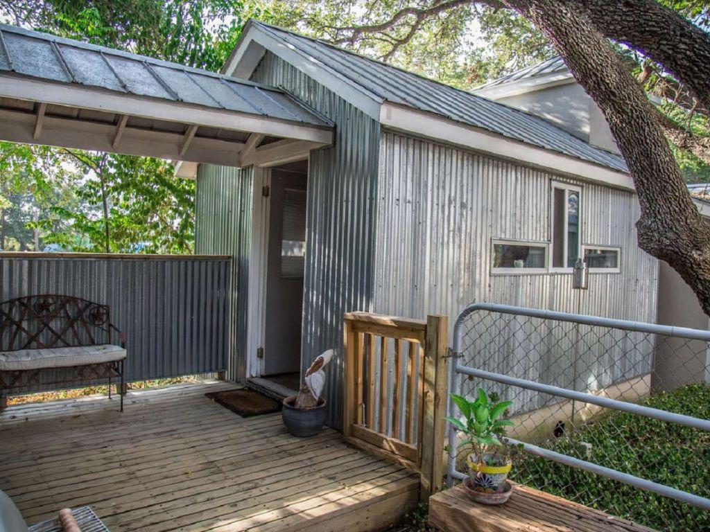 Pet Friendly Vacation Rentals In Lake Travis Tx Bringfido