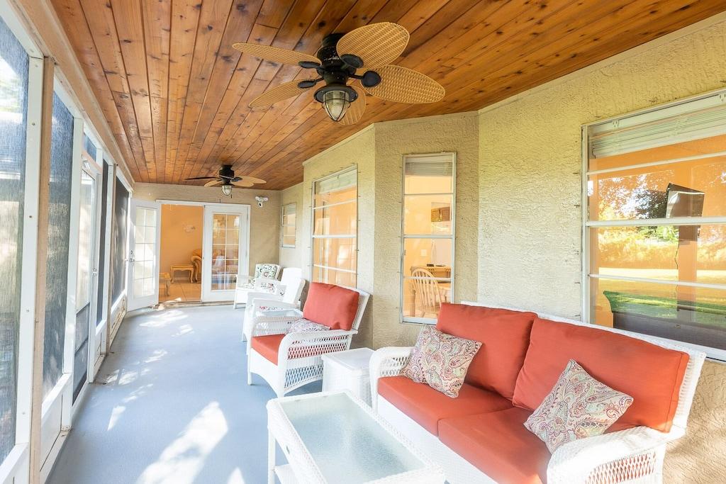 Havre House Pet Policy