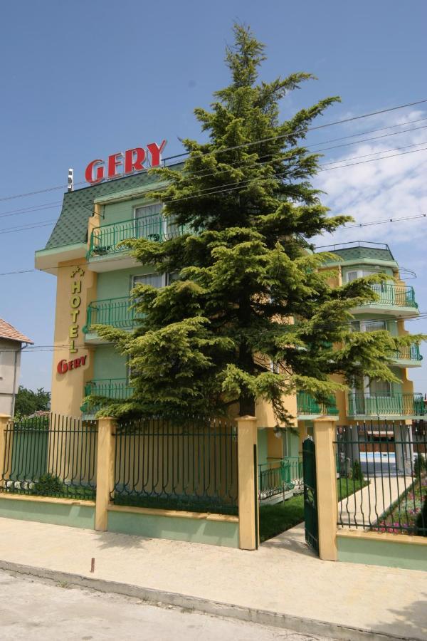 Pet Friendly Family Hotel Gery