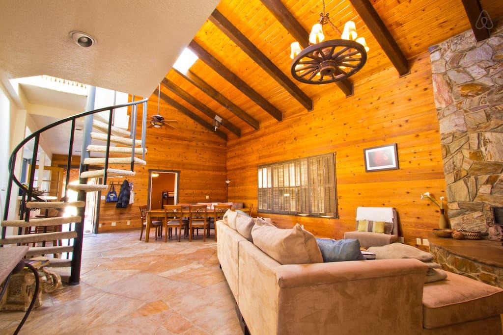 RockHouse Retreat Pet Policy