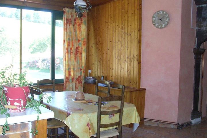 Pet Friendly Cottage in the Heart of a Farm in the Jura