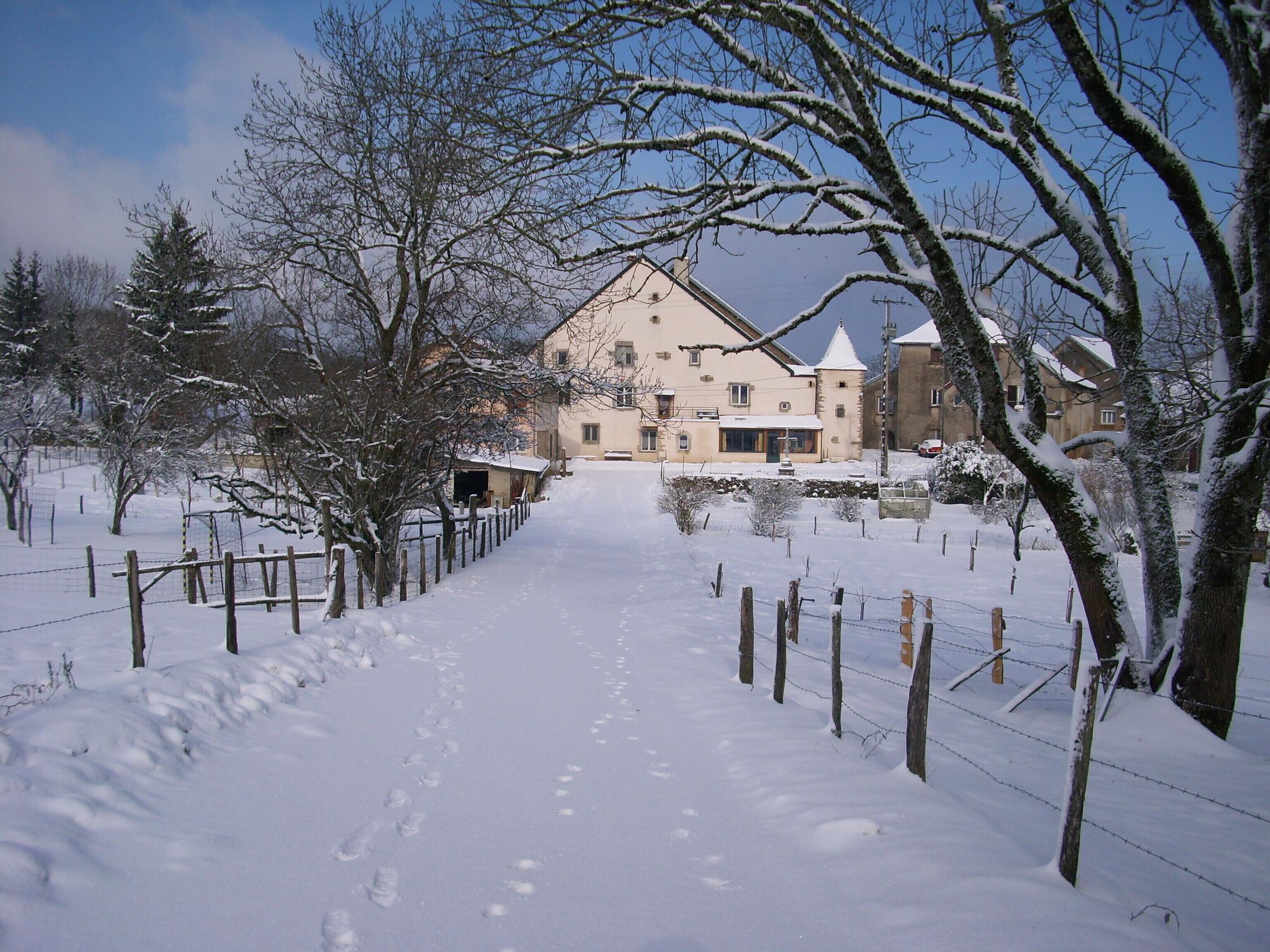 Pet Friendly Cottage in the Heart of a Farm in the Jura