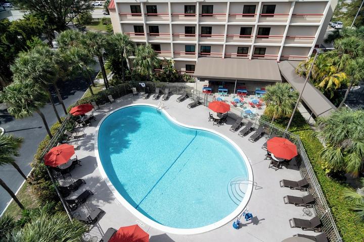 Pet Friendly Red Roof Inn PLUS+ Miami Airport