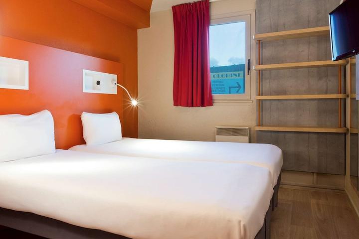 Pet Friendly Ibis Budget Chilly Mazarin Les Champarts