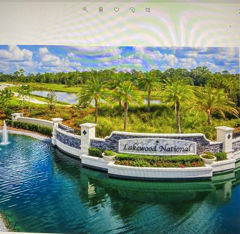 Palmer’s Cove Pet Policy