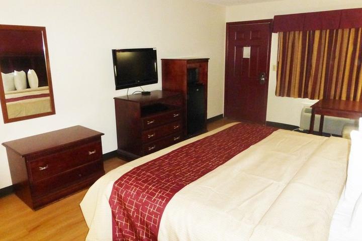 Pet Friendly Hotels In Chipley Fl Bringfido
