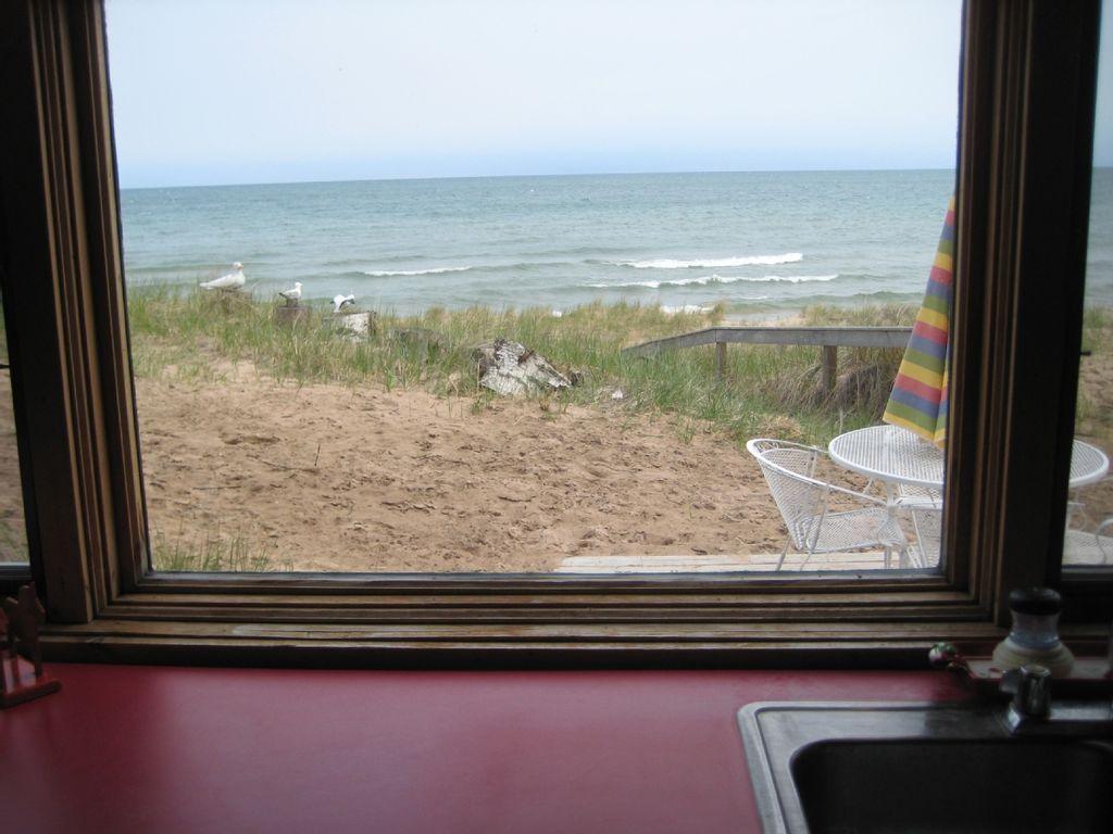 2 Bedroom Log Cabin On Sand Beach Pet Policy