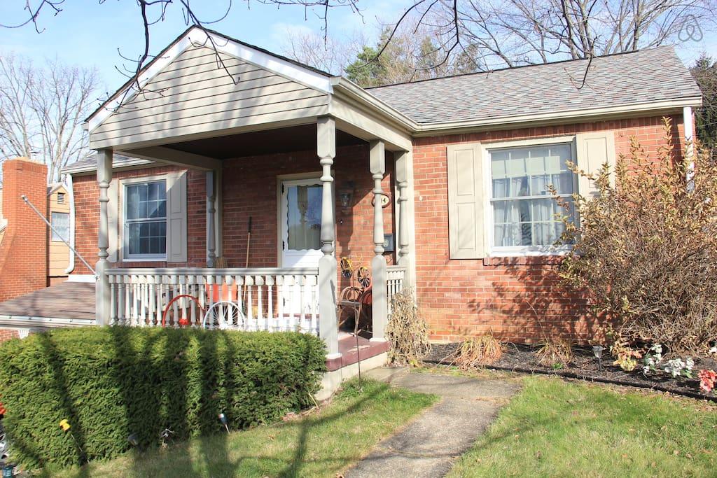 Belle Vernon Airbnb Rentals Pet Policy