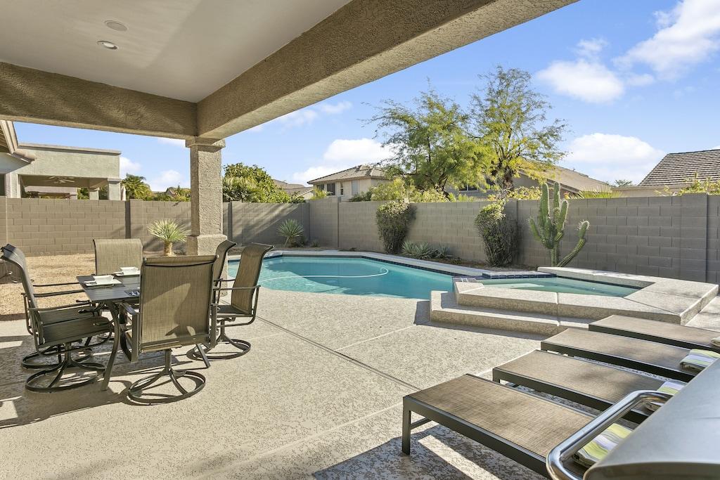 Luxury Scottsdale Home in Grayhawk Pet Policy