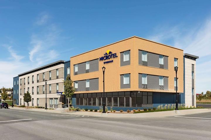 Pet Friendly Microtel by Wyndham Lachute