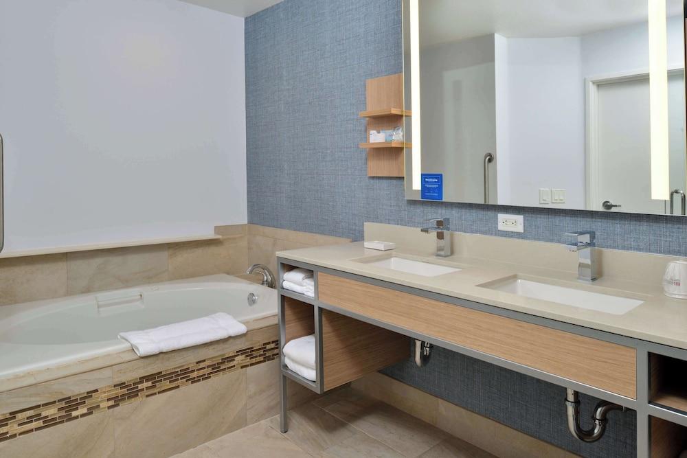 Hilton Garden Inn Napa Pet Policy