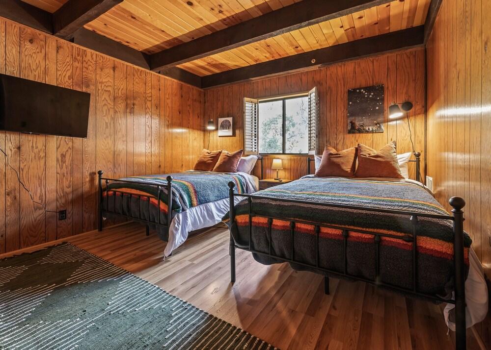 Pet Friendly Hygge Haus - a Haven in Sequoia