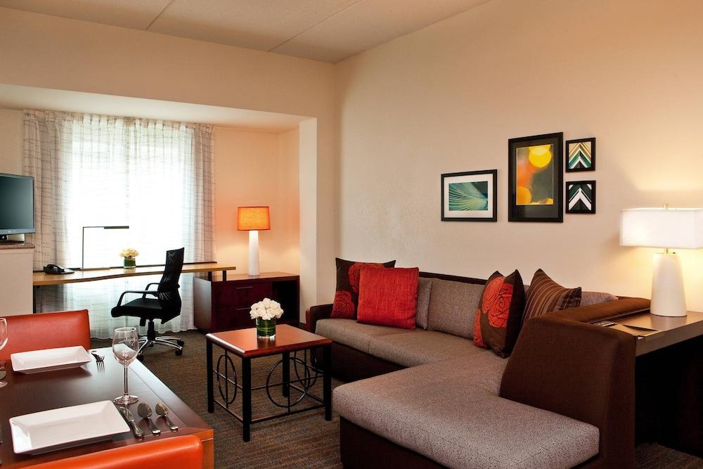 Pet Friendly Residence Inn by Marriott Syracuse Downtown at Armory Square