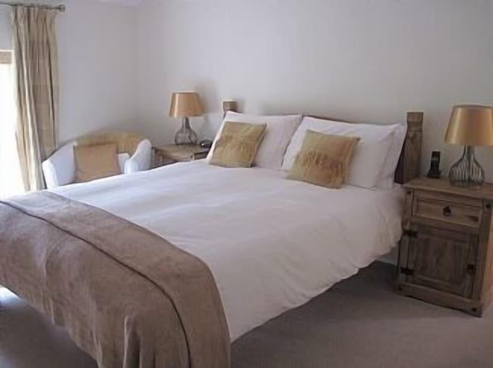 Pet Friendly A Peaceful Location Within a Few Minutes Walk of the Amenities of Matlock Bath