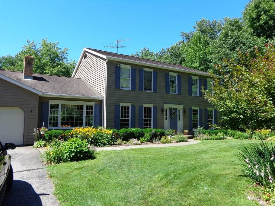 Shelby Airbnb Rentals Pet Policy