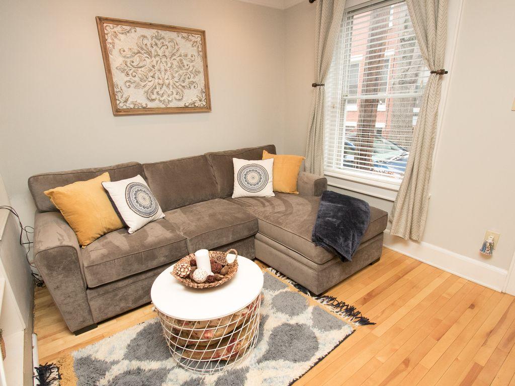 Pet Friendly Hotels In Conshohocken Pa Bringfido