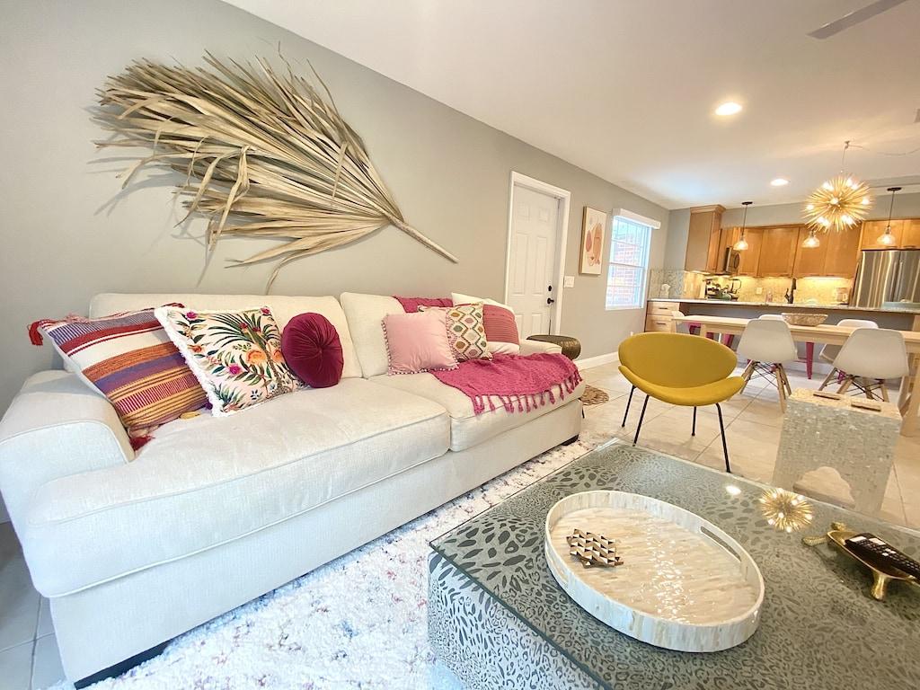 Kokomo Kabana Pet Policy