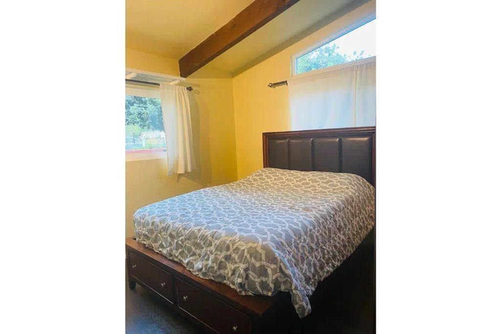 The Oasis at Redlands State Pet Policy