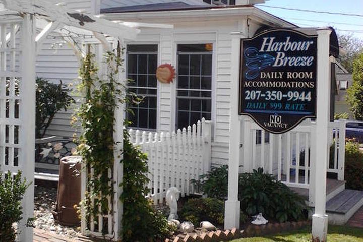 Pet Friendly Boothbay Harbor Airbnb Rentals