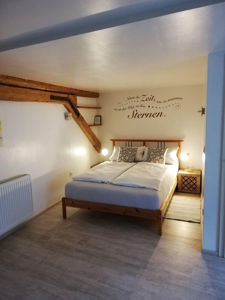 Pet Friendly Apartment at the Foot of the Königsteiner Castle