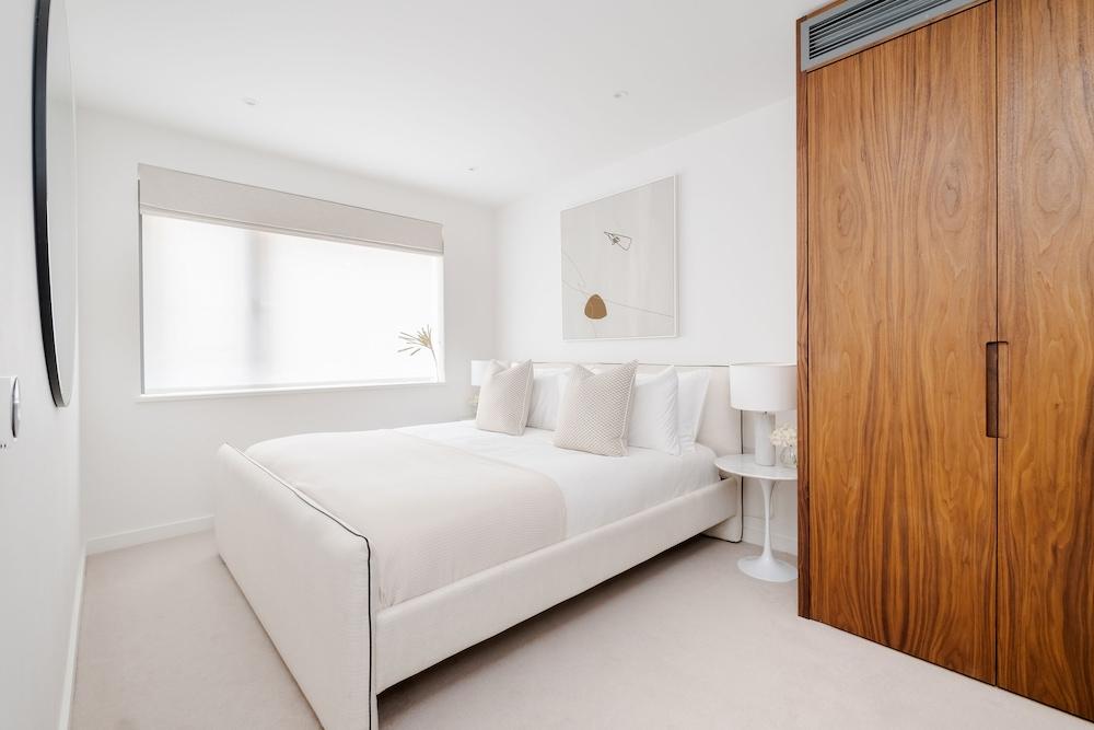 Pet Friendly Luxury Central Mayfair Townhouse